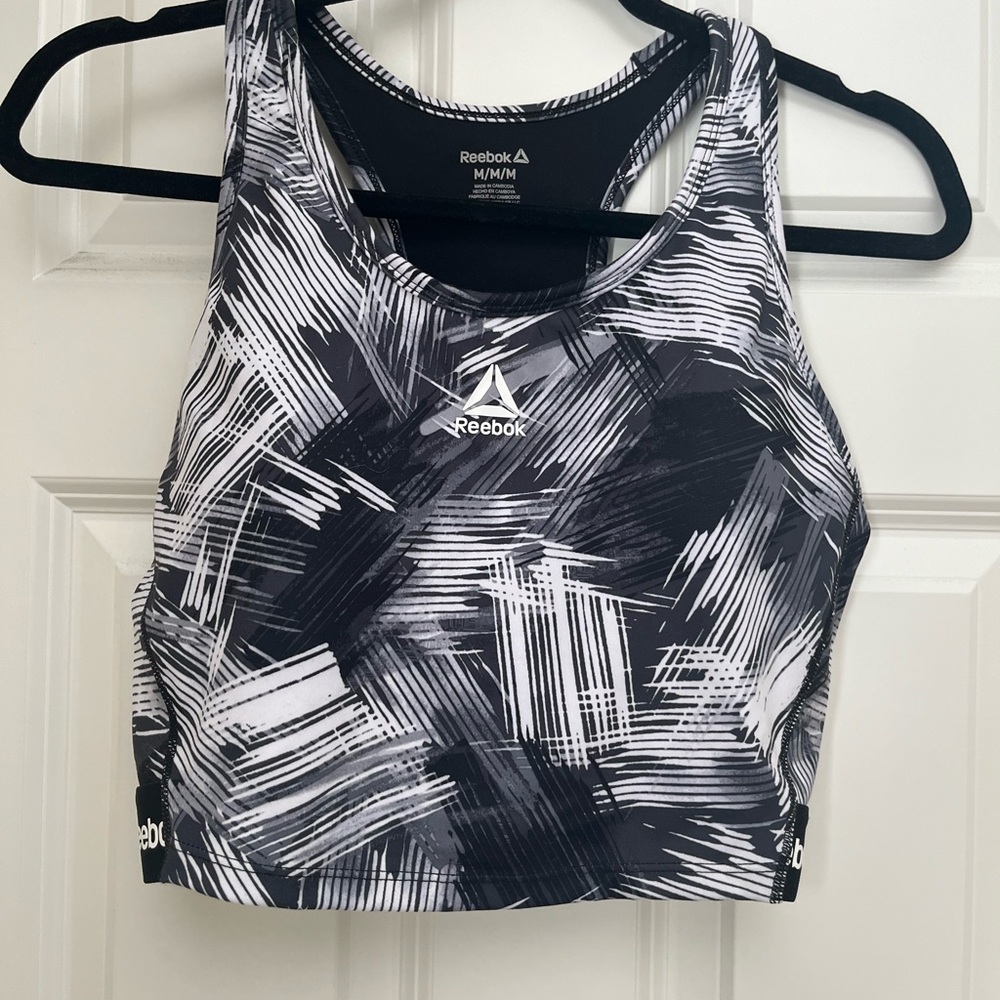 Athletic top